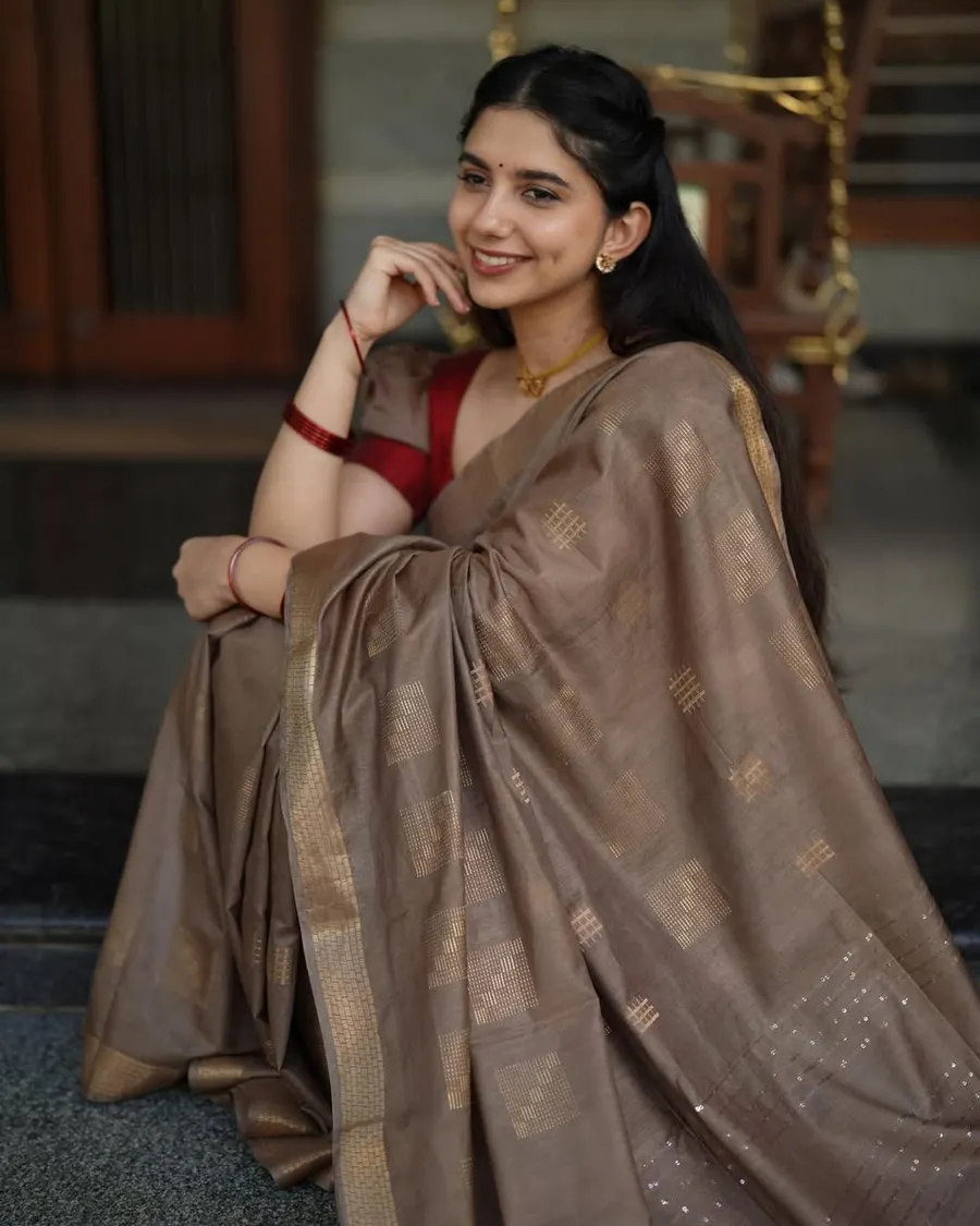 Lightweight Soft Kota Staple Saree
